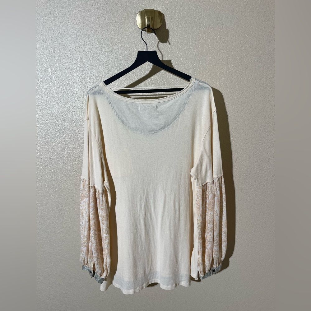 Sold  - Picture 3 of 8